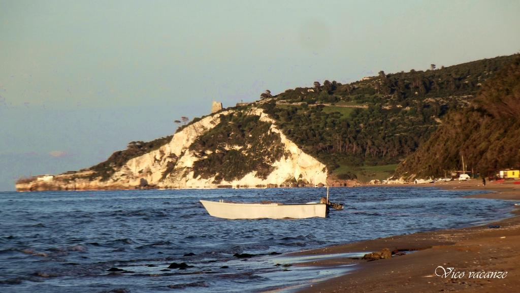 B&B Vico Vacanze Vico Del Gargano Eksteriør billede