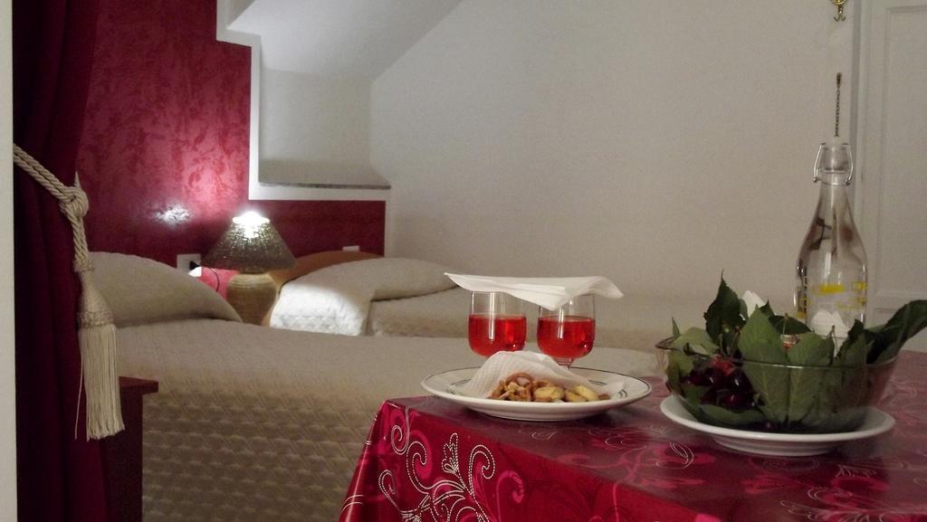 B&B Vico Vacanze Vico Del Gargano Eksteriør billede