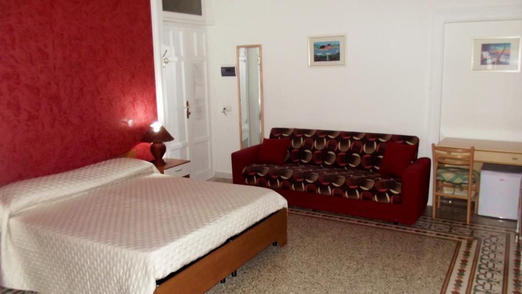 B&B Vico Vacanze Vico Del Gargano Eksteriør billede