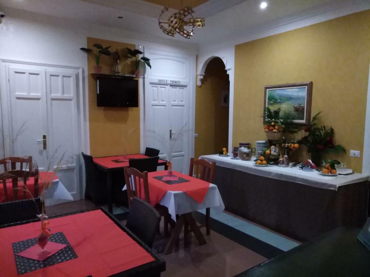 B&B Vico Vacanze Vico Del Gargano Eksteriør billede